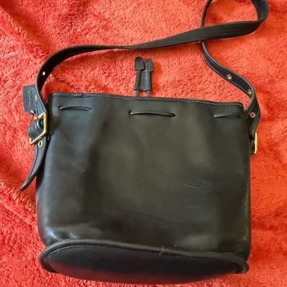 Coach Handbags - Vintage COACH Hobo Bag